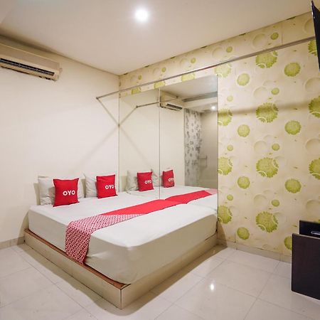 Super Oyo Capital O 92633 Spring Hotel Gubeng Sorabaya Extérieur photo